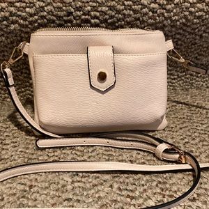 Non brand small purse.